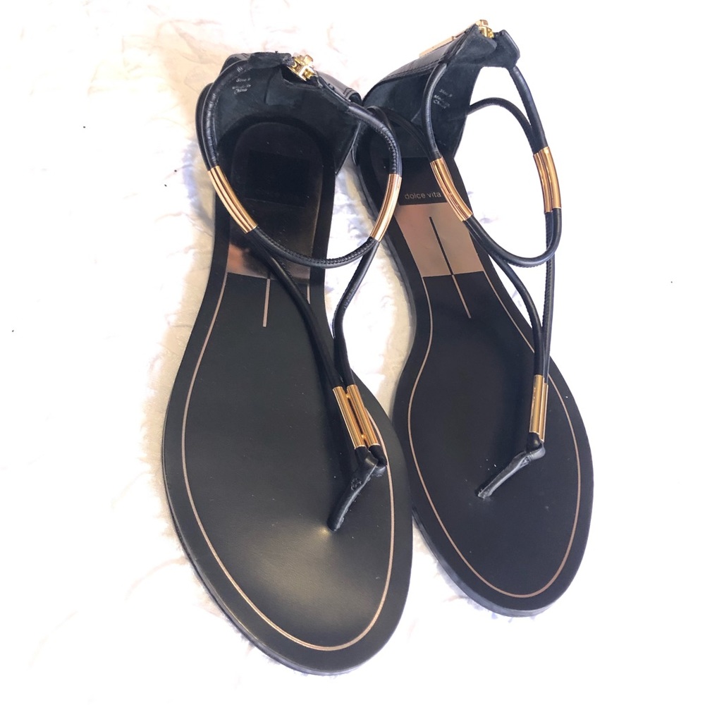 New DV sandals